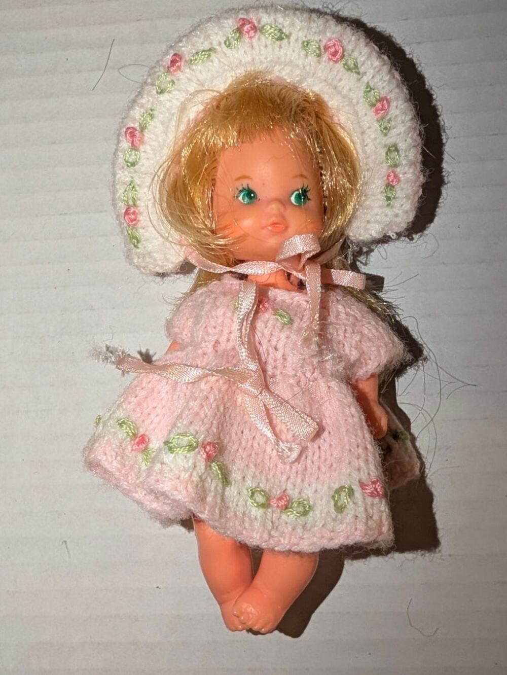 Vtg 1967 Mattel Barbie Heart Family Toddler Doll 4.5" Pink Knitted Dress Bonnet